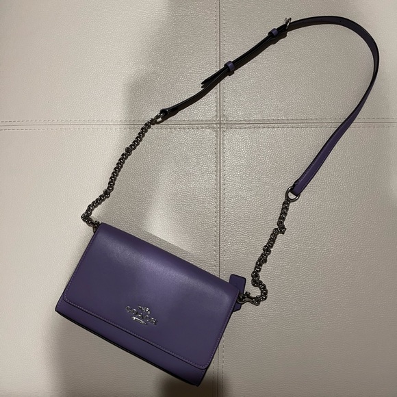 Coach Lavender Shoulder Bag - Picture 4 of 6